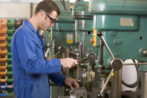 Damage resulting from remedial work and consequential damage due to defects. Which insurance policies in Germany are relevant?